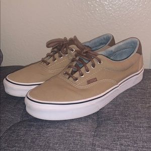 Vans Era